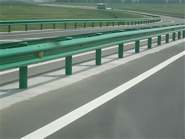 伊春波形梁护栏在高速公路的应用